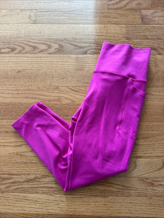 Athleta Pants - EUC Athleta Salutation Stash Pocket 7/8 Leggings